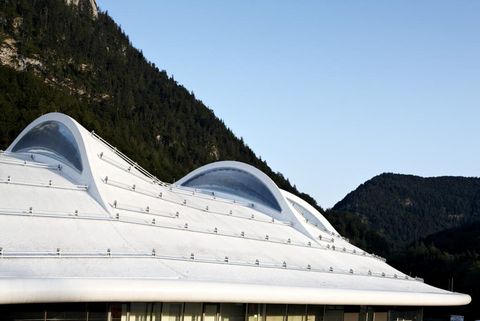 Eisschnelllaufhalle, Inzell